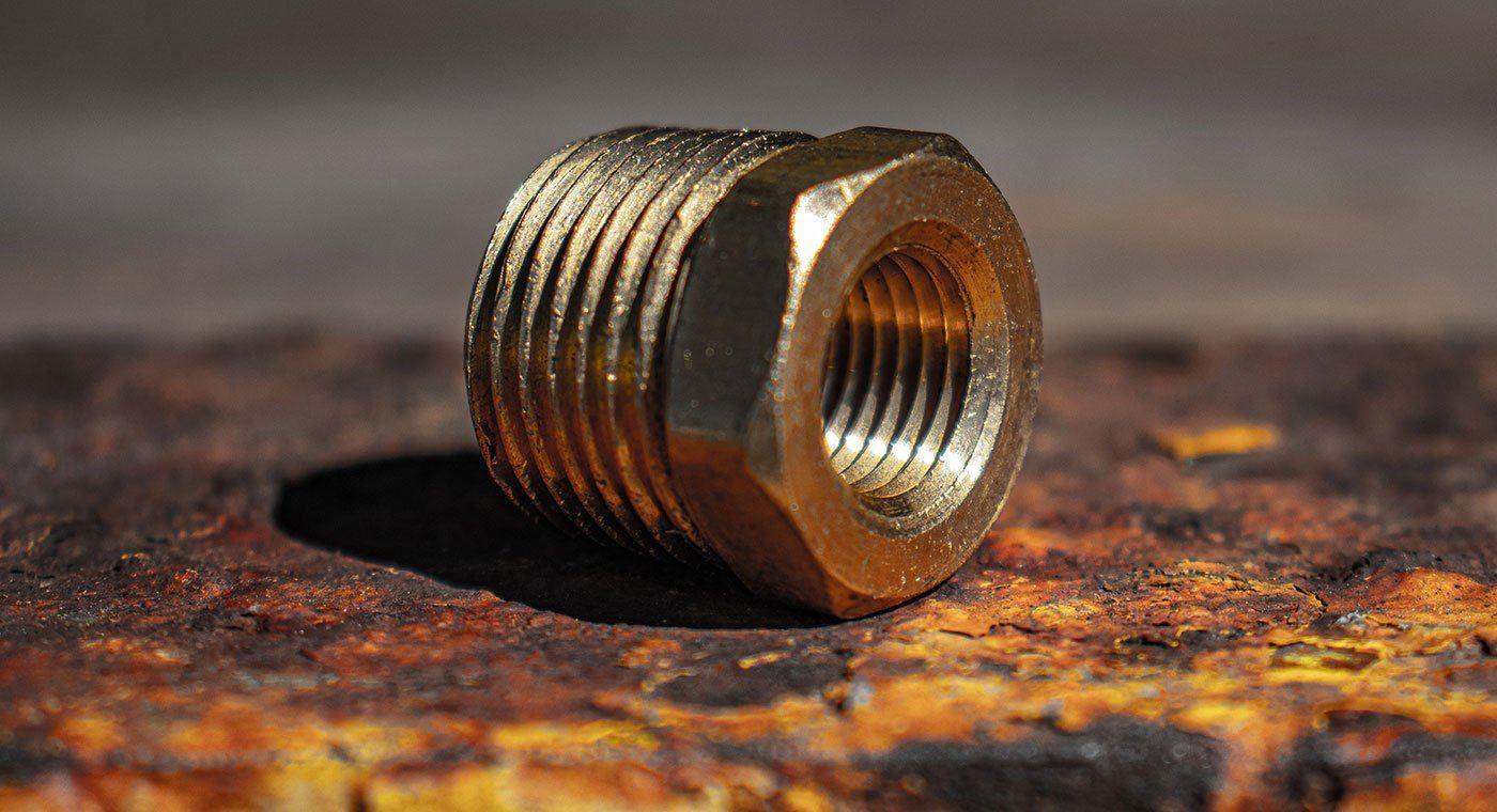 1/2" Male NPT to 1/4" Female NPT Reducer Fitting - Image 2